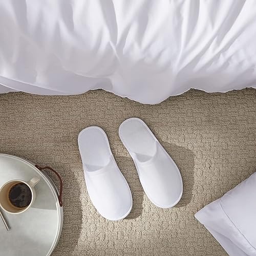 Disposable House Slippers for Guests / Room Slippers
